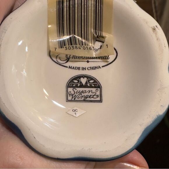 Rooster Hen Certified International Susan Wingets Ceramic Mug - Picture 7 of 7